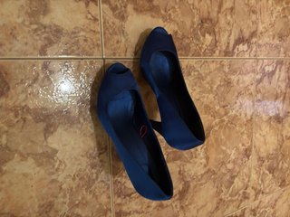 Zapatos de tacón azules
