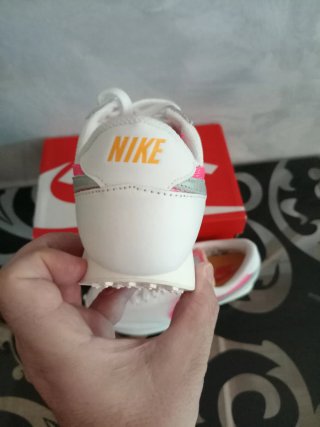 Zapatillas Nike Talla 38 Blancas y Rosas