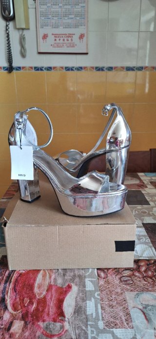Sandalias plateadas plataforma talla 42