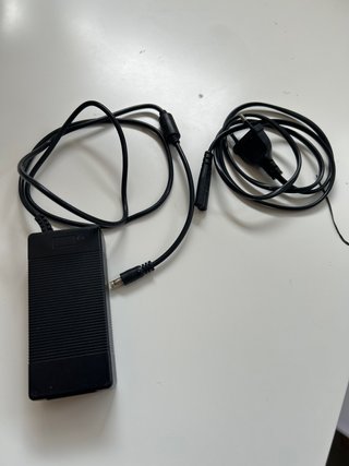 Cargador Patinete Eléctrico