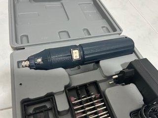 Mini taladro Dremel Home Tools con accesorios