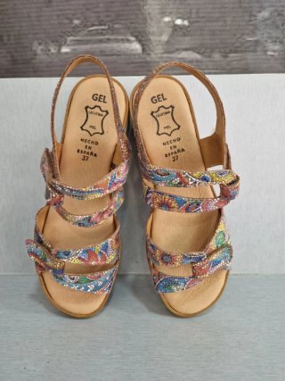 Sandalias Piel Talla 37 Multicolor nuevas