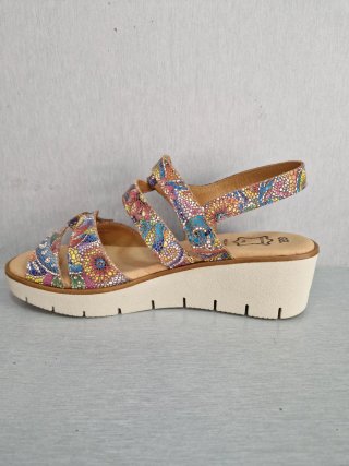 Sandalias Piel Talla 37 Multicolor nuevas