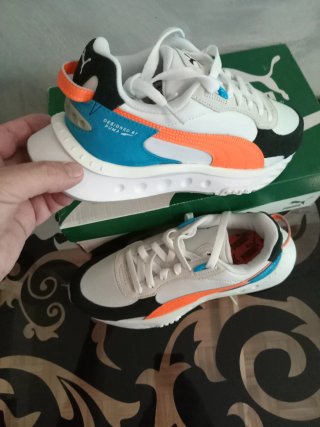Zapatillas Puma Talla 39 Naranja y Blanco