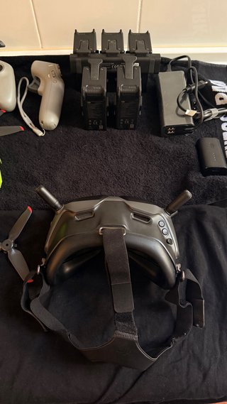 DJI Avata Fly More Combo + RC Motion 2 + Maleta