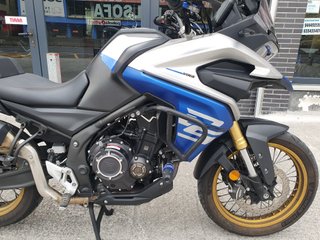 VOGE DSX 525 23' con 29000 km