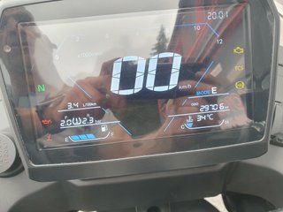 VOGE DSX 525 23' con 29000 km