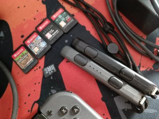 Pacchetto Nintendo Switch Grigio + Accessori