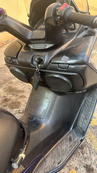 Suzuki Burgman 400cc Maxi-Scooter regalo manta inv
