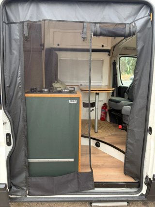 Camper 4 plazas Peugeot Boxer perfecto estado L3H2