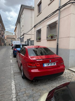 BMW E92 330i