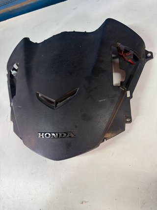 Tapa interior pantalla Honda Deauville 700 2006.