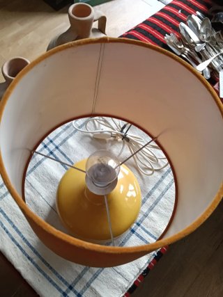 Lámpara de diseño cristal y plástico