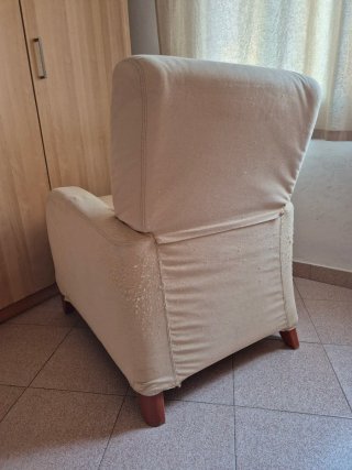 Butaca de tela beige