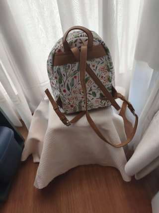 Mochila Parfois floral