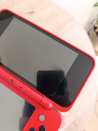 Nintendo 2DS XL Pokéball Pokémon console