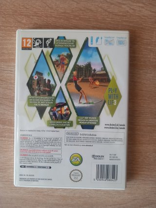 2 Juegos Wii: Madagascar Kartz y Sims 3