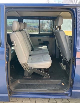 Volkswagen Transporter T5 1.9 tdi  2004