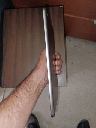 iPad Air 1 (A1474) Disattivato - Per Ricambi