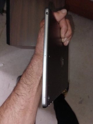iPad Air 1 (A1474) Disattivato - Per Ricambi