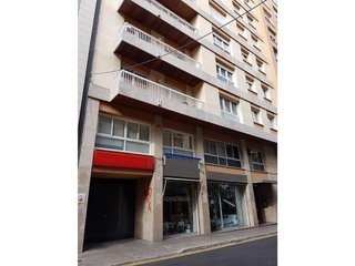 Garaje en alquiler en Eixample Nord – La Devesa en Girona