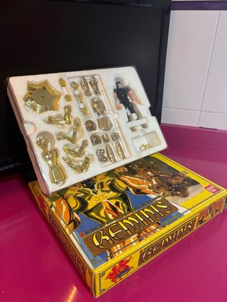 CABALLEROS DEL ZODIACO GEMINIS Bandai Figura