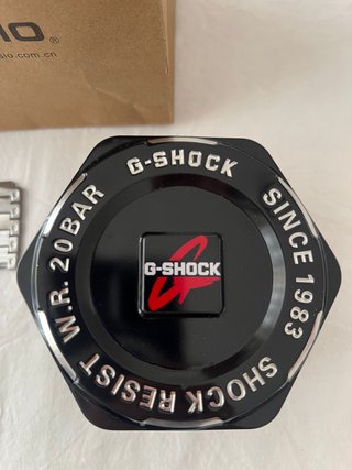 Casio G-Shock Plateado