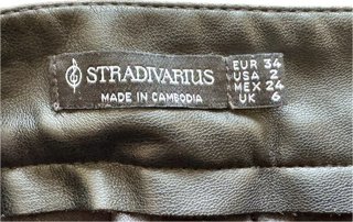 Falda cuero plisada Stradivarius Talla 34