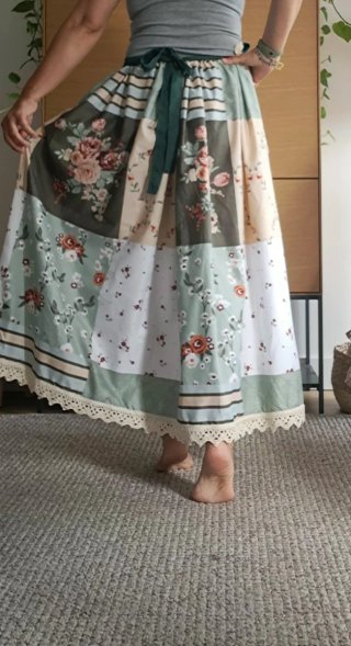 Falda 95cm  regional, aldeana, casera,
