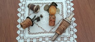 Lote 4 tappi da vino antichi