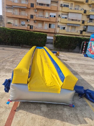 Deslizador acuático inflable