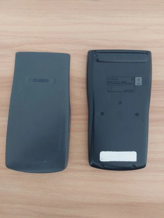 Calculadora Científica Casio fx-82MS