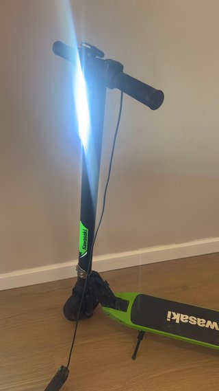 Patinete Eléctrico Kawasaki Verde