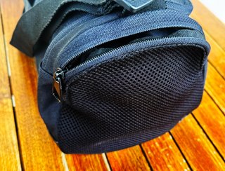 Saco/Mochila Adidas Preto e Branco