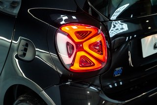 SMART fortwo 60kW81CV EQ coupe