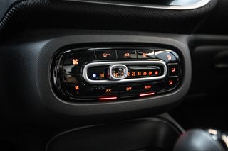 SMART fortwo 60kW81CV EQ coupe