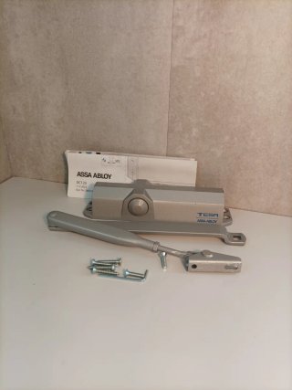 Cierrapuertas TESA DC120-EV1