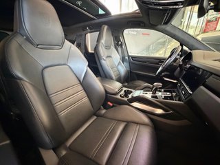 Porsche Cayenne TURBO ¡550cv y 80.000km!