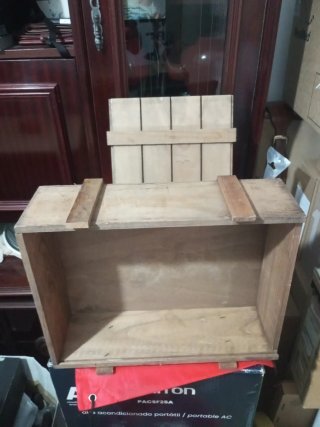 Caja de madera rústica