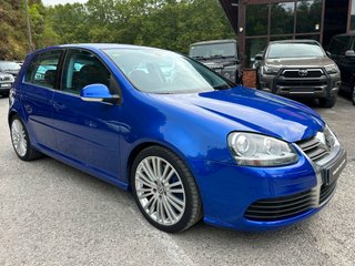 VOLKSWAGEN Golf 3.2 R32 4motion
