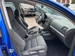 VOLKSWAGEN Golf 3.2 R32 4motion