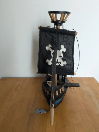 Barco Pirata de Madera