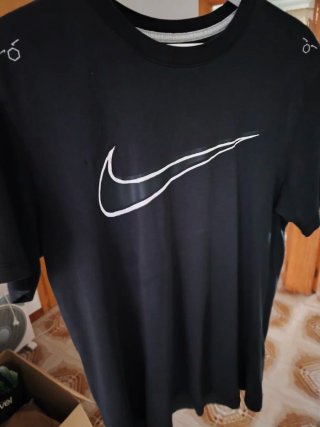 Camiseta Nike Negra Hombre