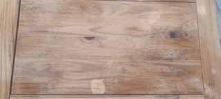 Mesa de madera maciza desmontable
