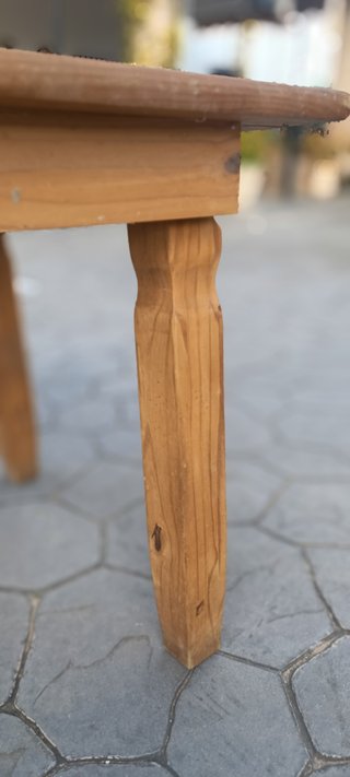 Mesa de madera maciza desmontable