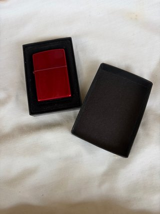 Encendedor Rojo Metálico Zippo Nuevo Precintado