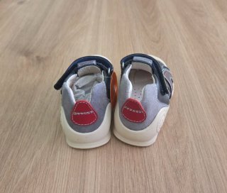Zapatos infantiles Talla 19