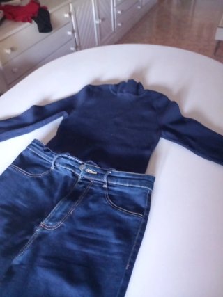 Pantalón vaquero azul Zara Talla M