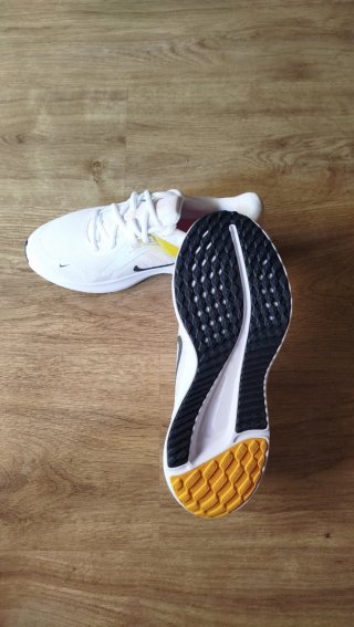 Nike Quest 5 PRM Mujer Talla 39