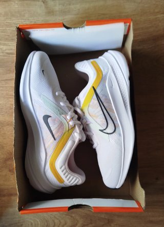 Nike Quest 5 PRM Mujer Talla 39